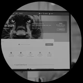 Beeldscherm met het persoonlijke dashboard waarin het juridische dossier van de cliënt overzichtelijk is ingedeeld